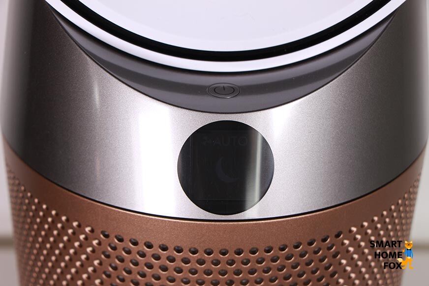 На дисплее воздухоочистителя Dyson Purifier Cool Formaldehyde TP09 ночной режим 